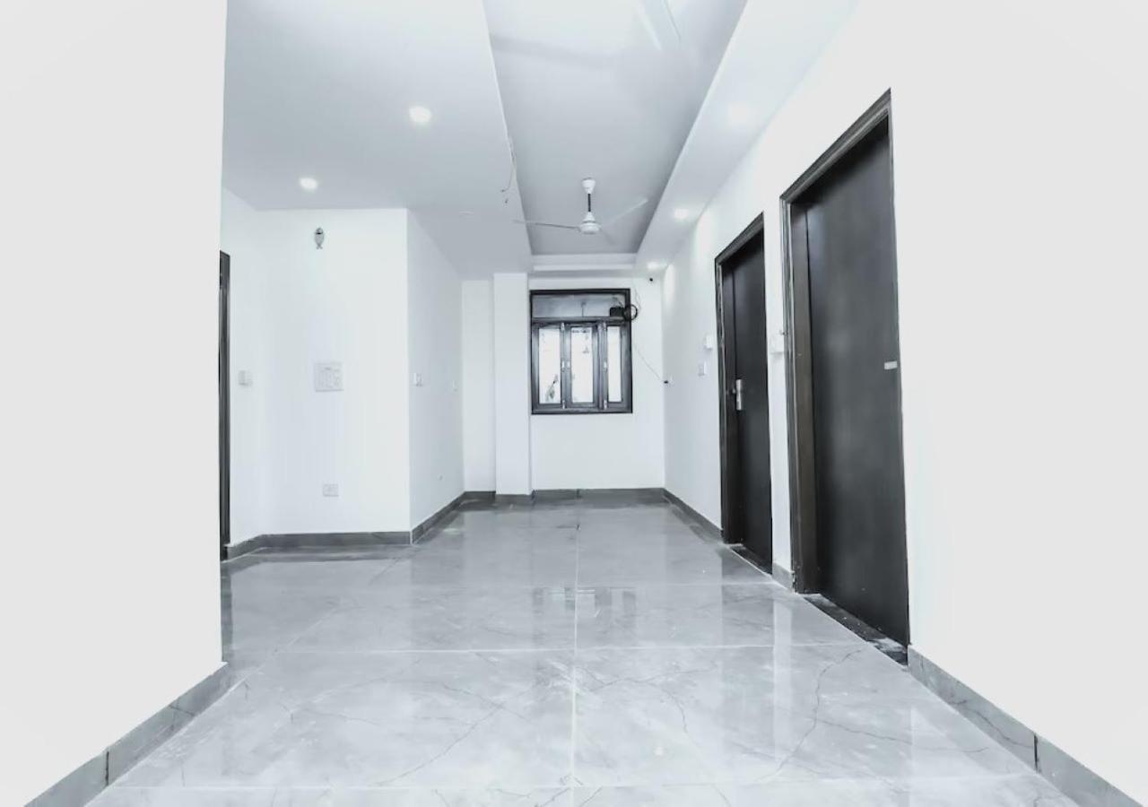 Hotel I Stay & Revels Near New Delhi Railway Station- By Ap Singh Hotels Nova Deli Exterior foto