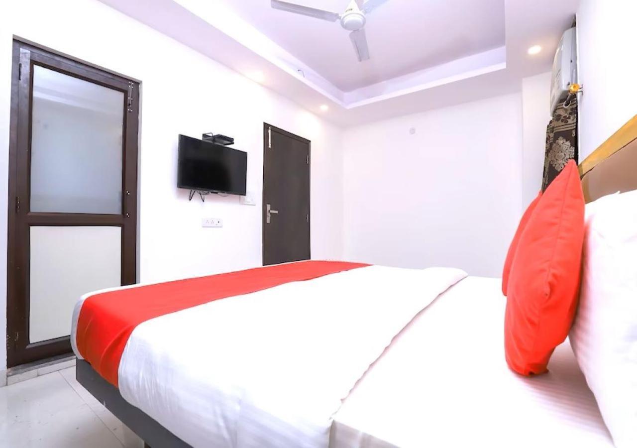 Hotel I Stay & Revels Near New Delhi Railway Station- By Ap Singh Hotels Nova Deli Exterior foto
