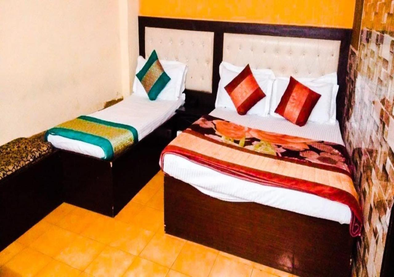 Hotel I Stay & Revels Near New Delhi Railway Station- By Ap Singh Hotels Nova Deli Exterior foto