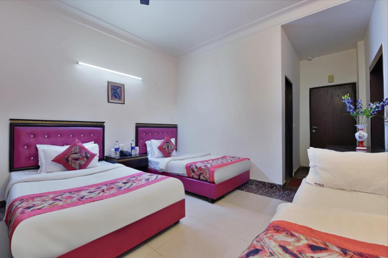 Hotel I Stay & Revels Near New Delhi Railway Station- By Ap Singh Hotels Nova Deli Exterior foto