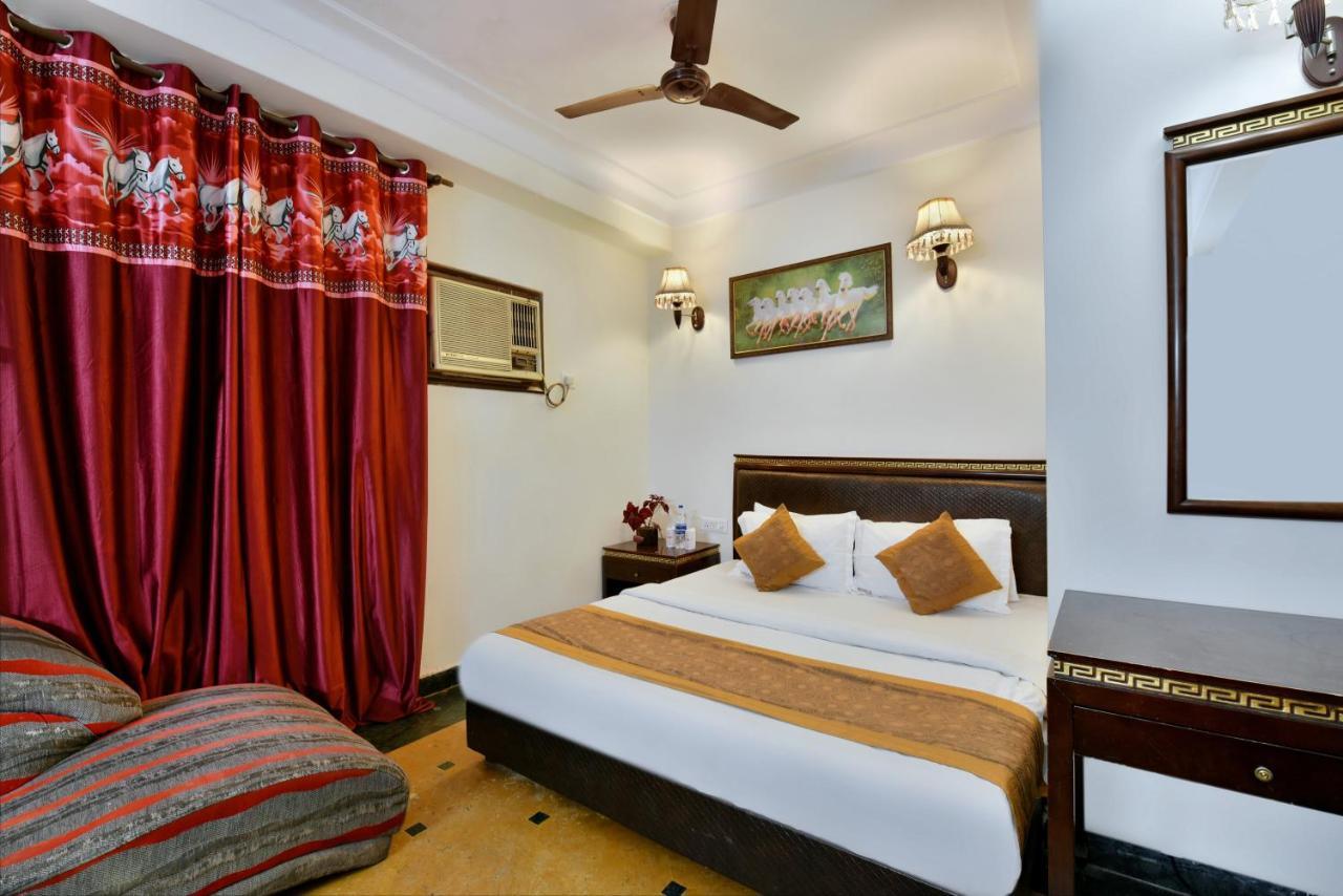 Hotel I Stay & Revels Near New Delhi Railway Station- By Ap Singh Hotels Nova Deli Exterior foto