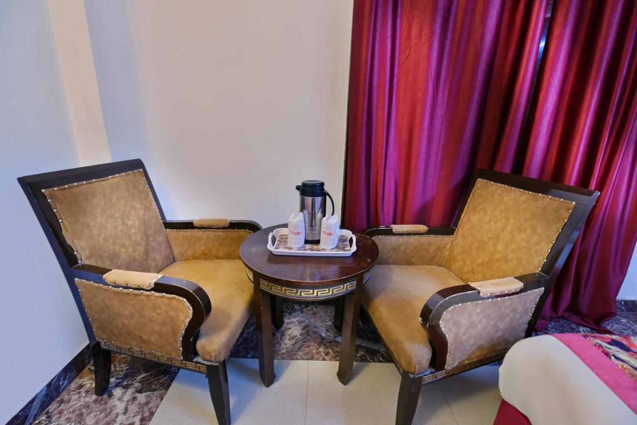Hotel I Stay & Revels Near New Delhi Railway Station- By Ap Singh Hotels Nova Deli Exterior foto
