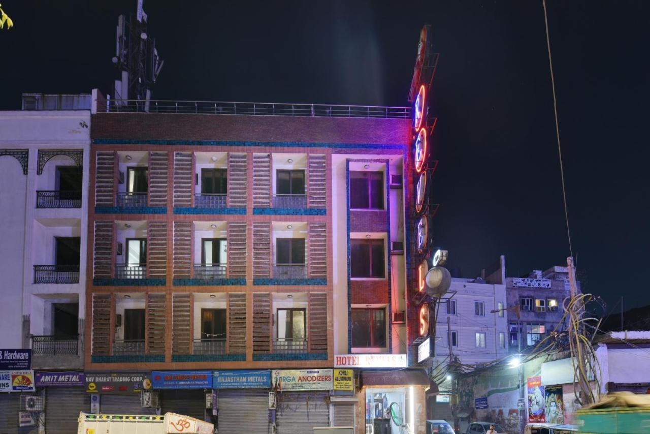 Hotel I Stay & Revels Near New Delhi Railway Station- By Ap Singh Hotels Nova Deli Exterior foto